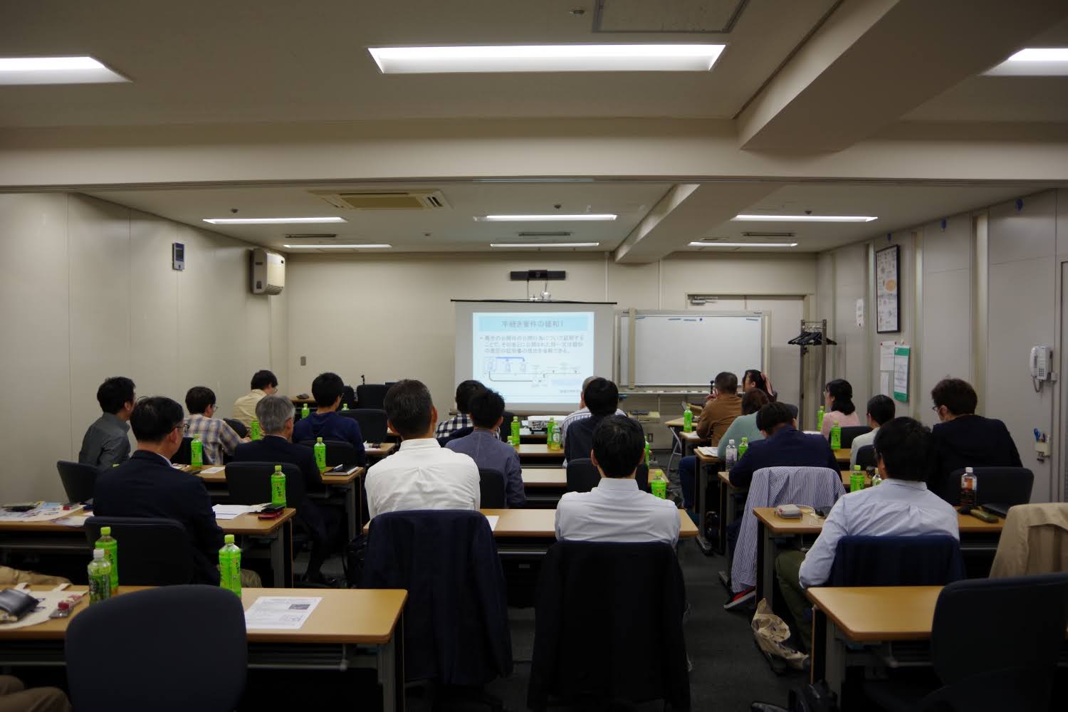 交流会のセミナーの様子